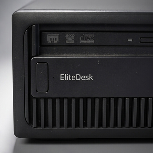 HP EliteDesk 705 G2 desktop PC (detail view)