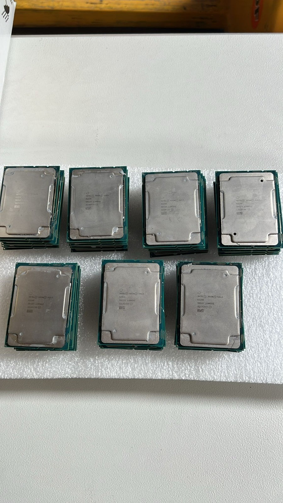 Intel Xeon Gold 6226R 16-core server processor